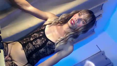 sweetnaughty_mia online show from 07/07/26, 10:19