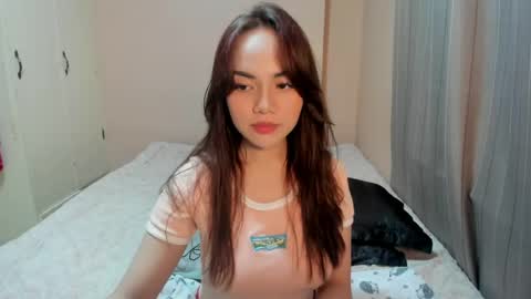 Snapshot of sweetnaughtyxxcandy chatting on 06/13/26, 03:54 Candy online show from 06/13/26, 03:54