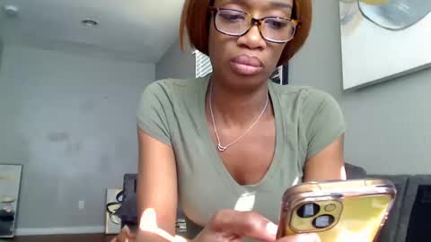 Snapshot of sweetness_cool chatting on 10/01/25, 03:29 sweetness_cool online show from 10/01/25, 03:29