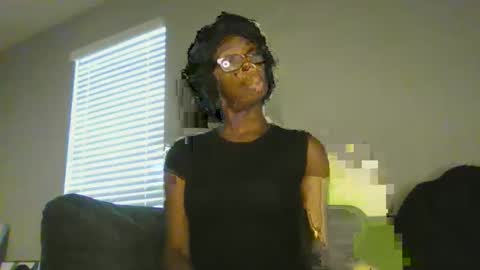 Snapshot of sweetness_cool chatting on 12/01/25, 06:02 sweetness_cool online show from 12/01/25, 06:02