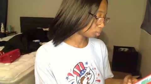Snapshot of sweetness_cool chatting on 05/28/26, 12:41 sweetness_cool online show from 05/28/26, 12:41