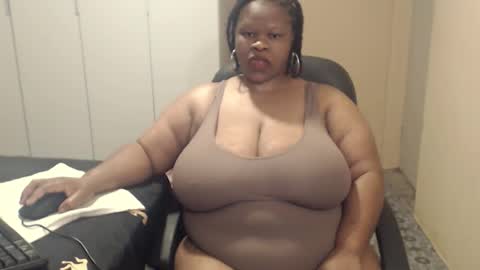sweetnoziexxx online show from 10/18/25, 03:31