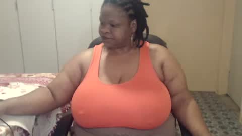 sweetnoziexxx online show from 11/22/25, 04:44