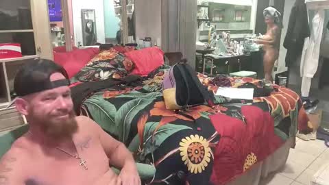 WeAim2PZzz online show from 04/18/26, 06:50