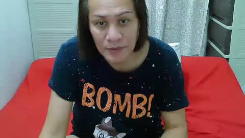 Snapshot of sweetpearlts4u chatting on 12/05/25, 01:31 sam online show from 12/05/25, 01:31