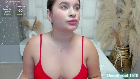 Snapshot of sweetpervert__ chatting on 12/31/24, 02:14 MIA online show from 12/31/24, 02:14