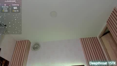 Snapshot of sweetpervert__ chatting on 03/04/25, 01:17 MIA online show from 03/04/25, 01:17