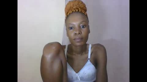 ESTHER online show from 02/08/26, 02:04