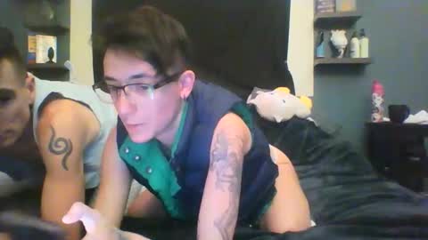 Snapshot of sweetpetite_nb chatting on 11/29/25, 05:21 sweetpetite_nb online show from 11/29/25, 05:21