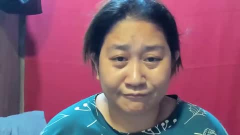 Snapshot of sweetpilipina88 chatting on 12/03/24, 05:42 MIA online show from 12/03/24, 05:42