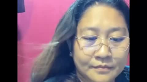 Snapshot of sweetpilipina88 chatting on 12/03/24, 11:55 MIA online show from 12/03/24, 11:55
