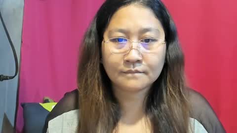 Snapshot of sweetpilipina88 chatting on 02/20/25, 06:50 MIA online show from 02/20/25, 06:50
