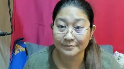 Snapshot of sweetpilipina88 chatting on 03/09/25, 01:04 MIA online show from 03/09/25, 01:04