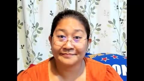 Snapshot of sweetpilipina88 chatting on 09/15/25, 11:10 MIA online show from 09/15/25, 11:10