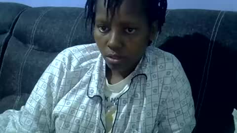 queen online show from 10/05/25, 02:54