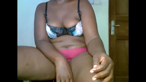 sweetrenne online show from 01/15/25, 09:35