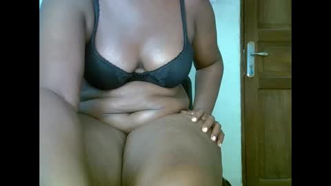 sweetrenne online show from 01/27/25, 08:40