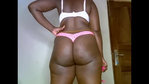 sweetrenne online show from 02/20/25, 06:35