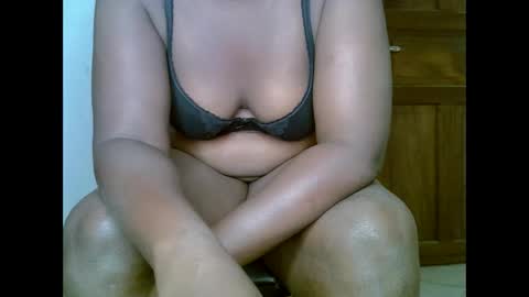 sweetrenne online show from 02/23/25, 06:01