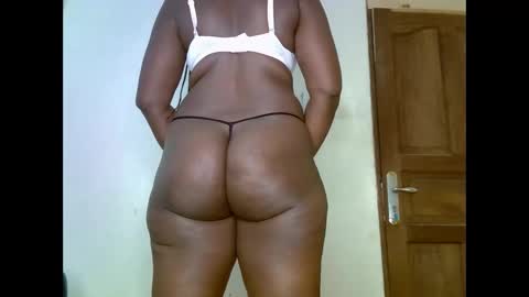 sweetrenne online show from 03/01/25, 07:51