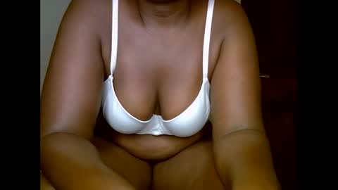 sweetrenne online show from 03/11/25, 12:33