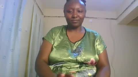 Rose Watetu online show from 05/29/26, 03:43