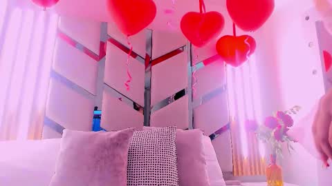 sweetsalome_01 online show from 02/14/26, 12:02