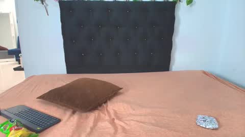 sweetscaarlett online show from 04/17/26, 03:04