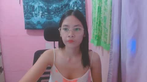 Mia online show from 06/29/26, 05:25