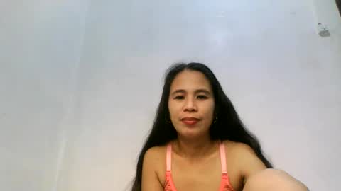 Snapshot of sweetsexylyn chatting on 12/23/24, 11:36 sweetsexylyn online show from 12/23/24, 11:36