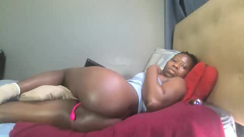 Snapshot of sweetslenderxx chatting on 05/12/26, 08:55 sweetslenderxx online show from 05/12/26, 08:55