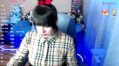 Snapshot of sweetsunnymila chatting on 12/23/24, 11:04 HelloI amShy Charming Mila-Nice to meet you and Welcome I am not a nude model  Sometimes a smile is all that we need online show from 12/23/24, 11:04