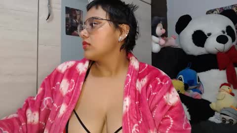 sweett_candy1 online show from 01/15/26, 03:00