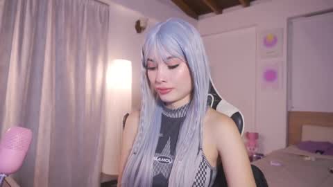 Snapshot of sweett_catt1 chatting on 09/17/25, 02:02 Cat independent model online show from 09/17/25, 02:02