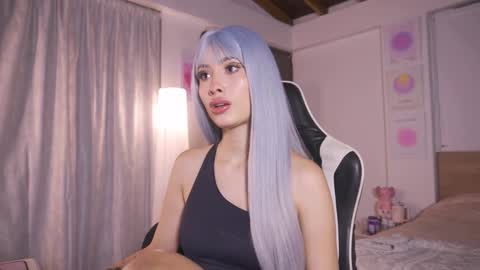 Snapshot of sweett_catt1 chatting on 10/14/25, 03:51 Cat independent model online show from 10/14/25, 03:51