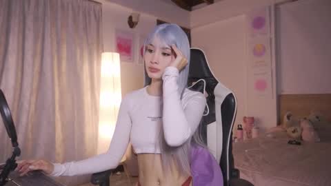 Snapshot of sweett_catt1 chatting on 11/20/25, 02:45 Cat independent model online show from 11/20/25, 02:45