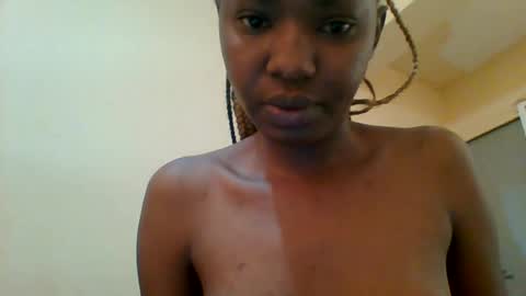 Snapshot of sweett_kimmie chatting on 06/26/26, 08:19 sweett_kimmie online show from 06/26/26, 08:19