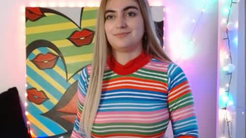 IG  valeen mo Vale   My schedule  Monday to Friday900 am - 300 pm  online show from 12/05/24, 06:11