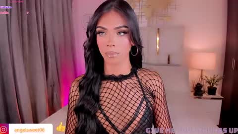 angel online show from 04/19/26, 07:18