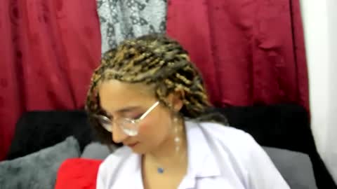 Carla Dubois online show from 03/07/25, 11:49