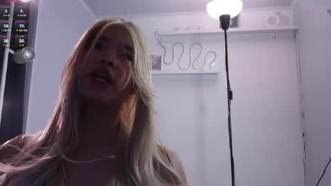Snapshot of sweettener chatting on 07/11/26, 11:57 You can call me your Princess online show from 07/11/26, 11:57