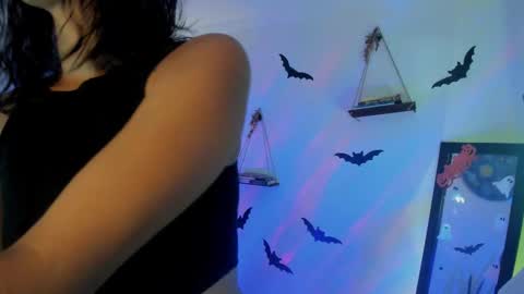  shamanta Independent modelHelp me reach 100 thumbs up  online show from 10/15/25, 02:17