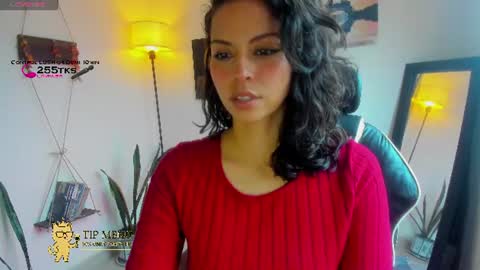 Snapshot of sweettianna chatting on 07/20/26, 10:56 shamanta Independent modelHelp me reach 100 thumbs up online show from 07/20/26, 10:56