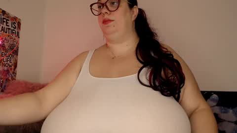 Maya online show from 11/10/25, 08:13