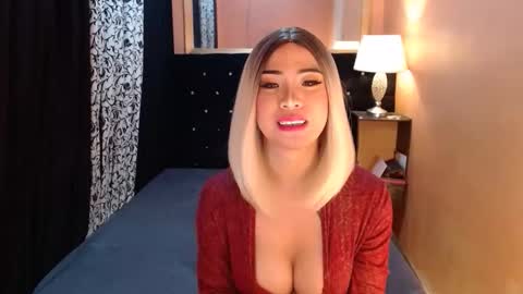 Ms trixiee online show from 04/11/26, 10:36