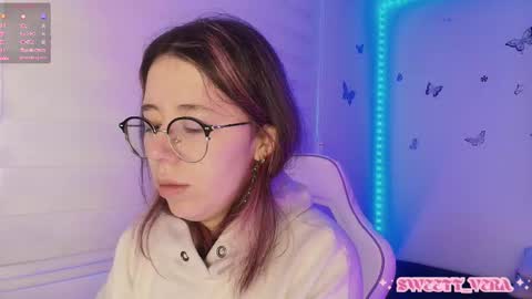 Veronica Independent Model online show from 11/17/25, 11:16