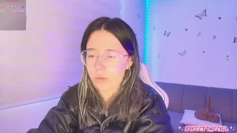 Snapshot of sweettvera_ chatting on 04/20/26, 12:52 Veronica Independent Model online show from 04/20/26, 12:52