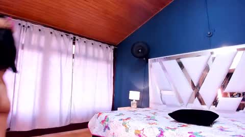 Snapshot of sweettyalondra chatting on 02/19/25, 09:36 ALONDRA online show from 02/19/25, 09:36