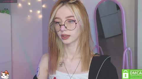 Elis  a little vacation Ill be here Saturday my schedules in bio online show from 01/24/25, 09:17