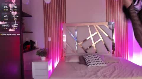 sweetviolet___ online show from 11/08/25, 12:16